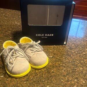 Cole Haan infant shoes size 1 (6 wks to 3 months)